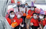 Hành khách đón Halloween đặc biệt trên tàu bay Vietjet