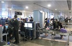 Áp dụng xác thực sinh trắc học hành khách trong việc kiểm soát giấy tờ/thông tin nhân thân khi đi máy bay.