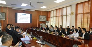 Trao  đổi  kinh nghiệm  hợp  tác  giữa  Cục  Hàng  không  Việt  Nam  với  Cục  Hàng  không  dân  dụng Lào